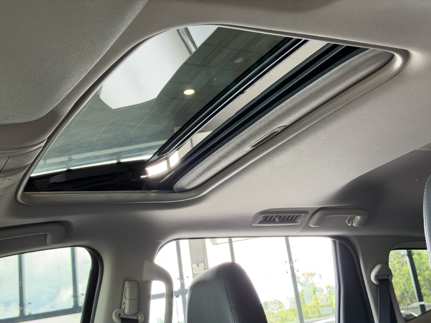 mitsubishi pajero sport hpe - 20215