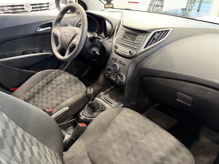 hyundai hb20 comfort 1.6 mt - 20163