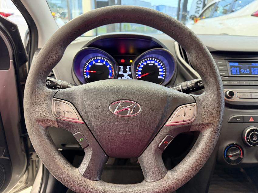 hyundai hb20 comfort 1.6 mt - 20166