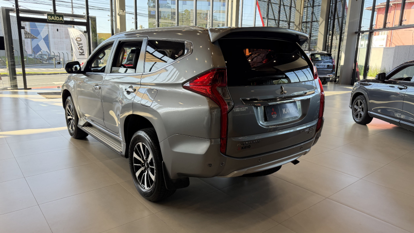 mitsubishi pajero sport hpe - 202010