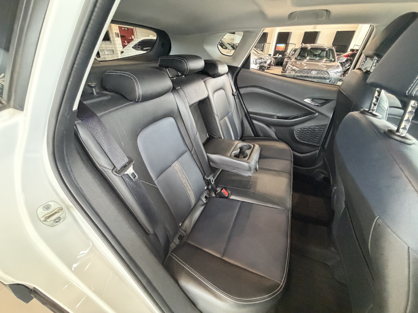 gm tracker premier 1.2 t5