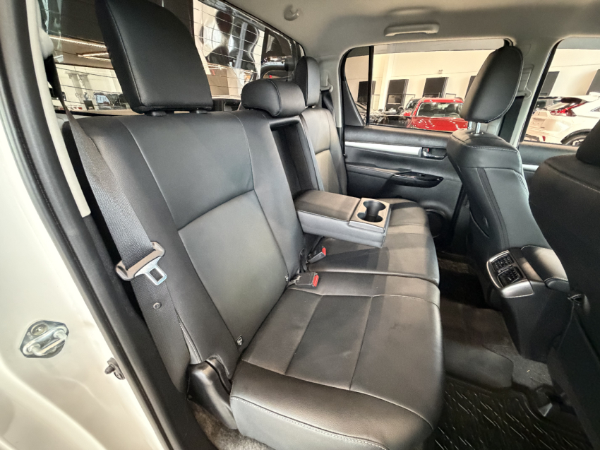 toyota hilux cd srv - 20222