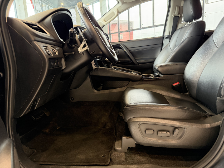 mitsubishi pajero sport legend - 20245