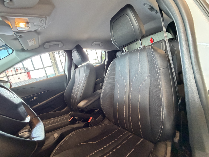 peugeot 208 allure - 20225