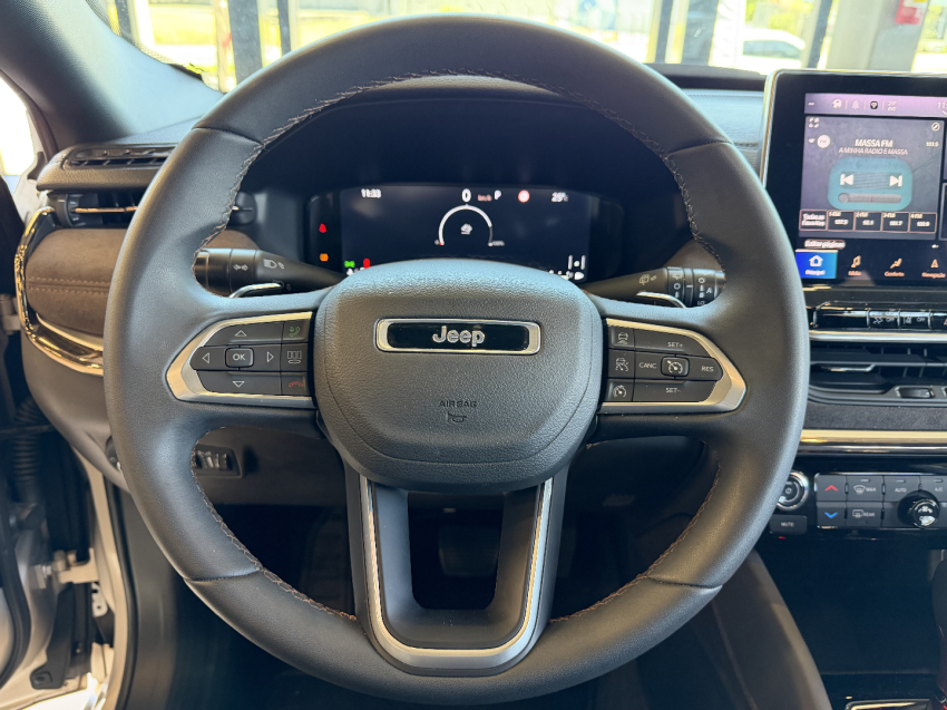 jeep commander overland - 20238