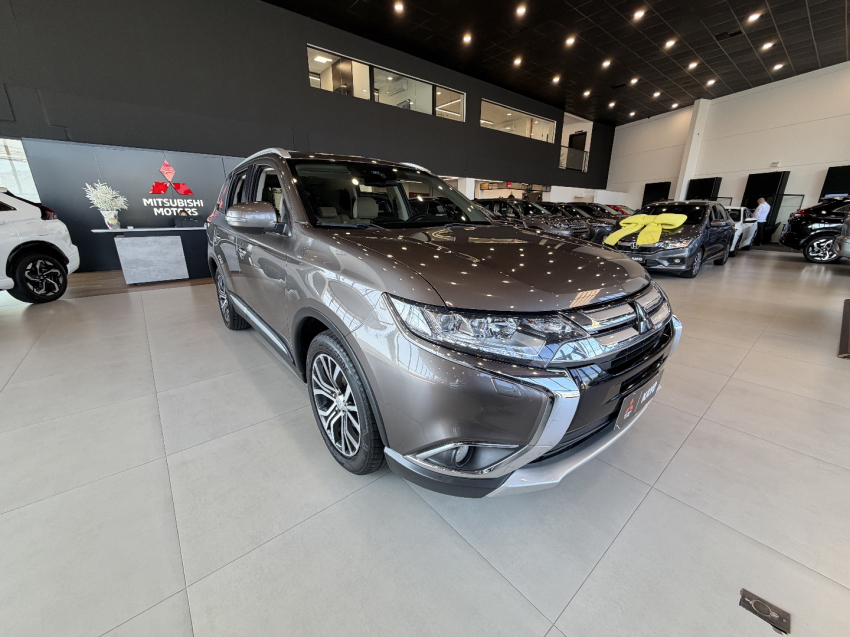 mitsubishi outlander 2.2 hpe - diesel12