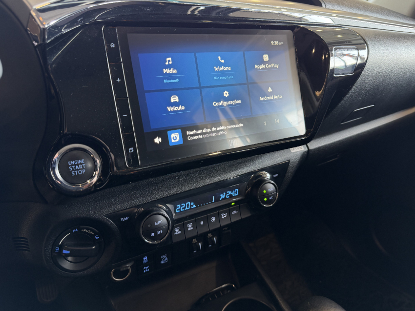 toyota hilux srx  20248