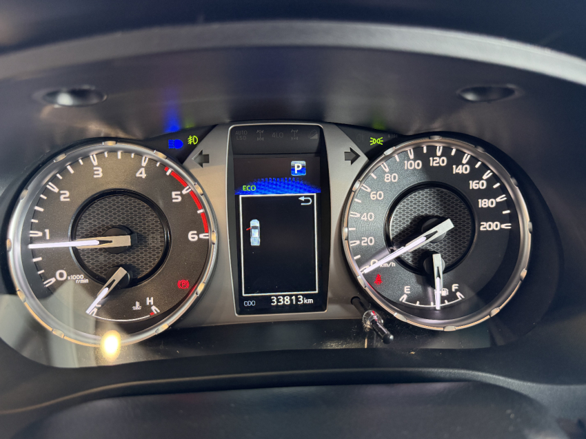 toyota hilux srx  20249