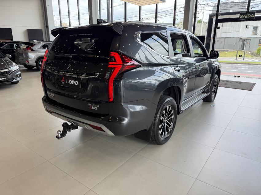 mitsubishi pajero sport hpe-s - 20211