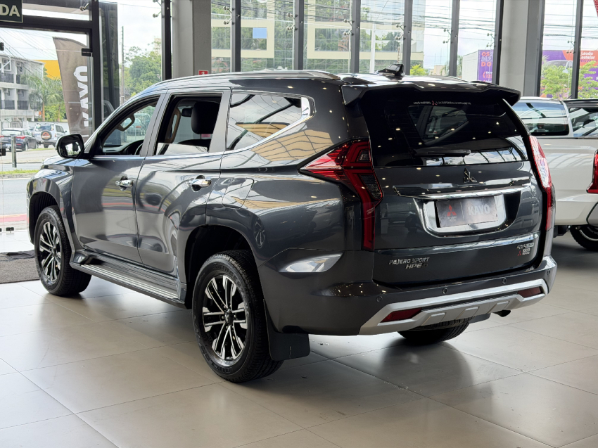 mitsubishi pajero sport hpe-s - 20211