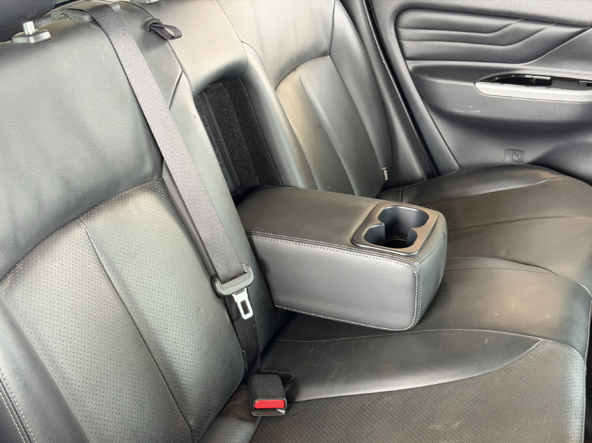 mitsubishi triton sport hpes - 20242