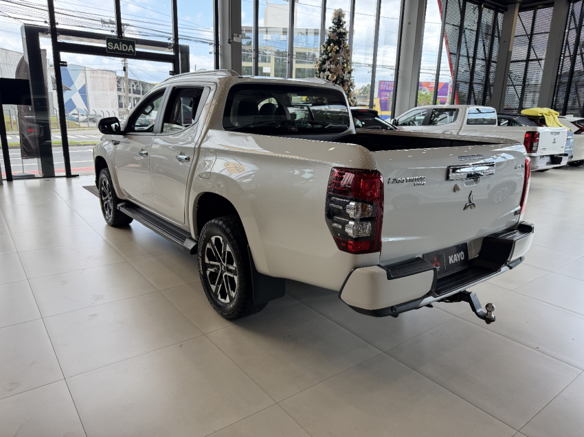 mitsubishi triton sport hpes - 202412