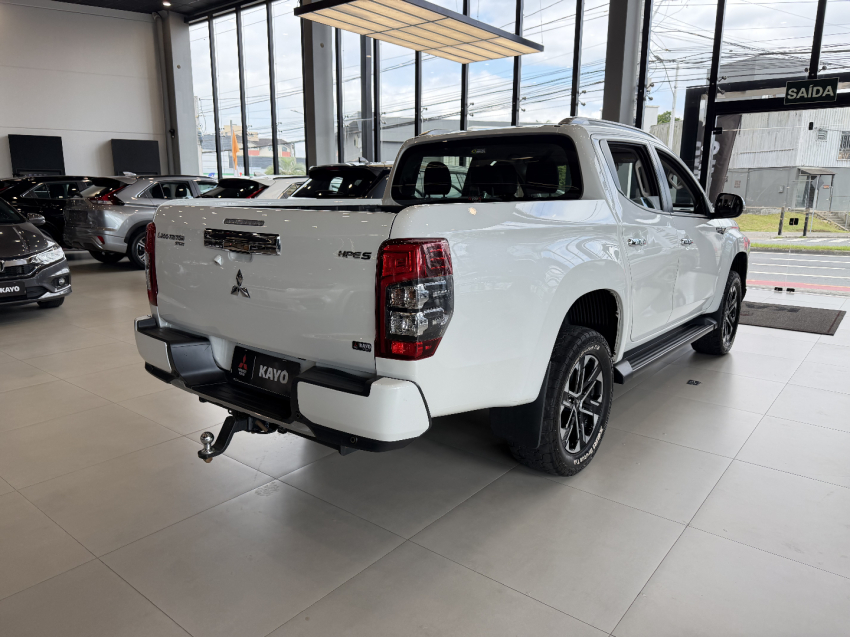 mitsubishi triton sport hpes - 20241