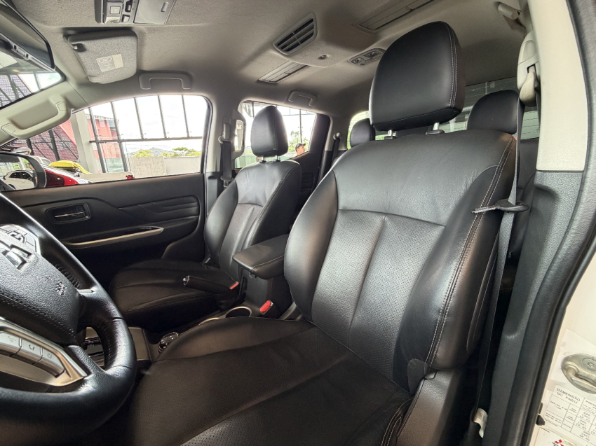 mitsubishi triton sport hpes - 20246