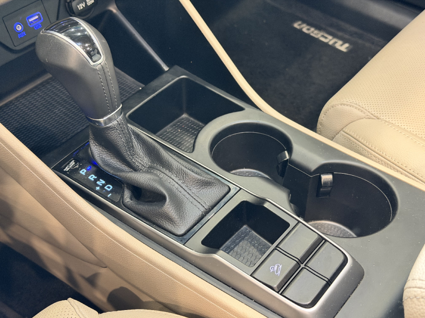 hyundai tucson gls turbo - 20216