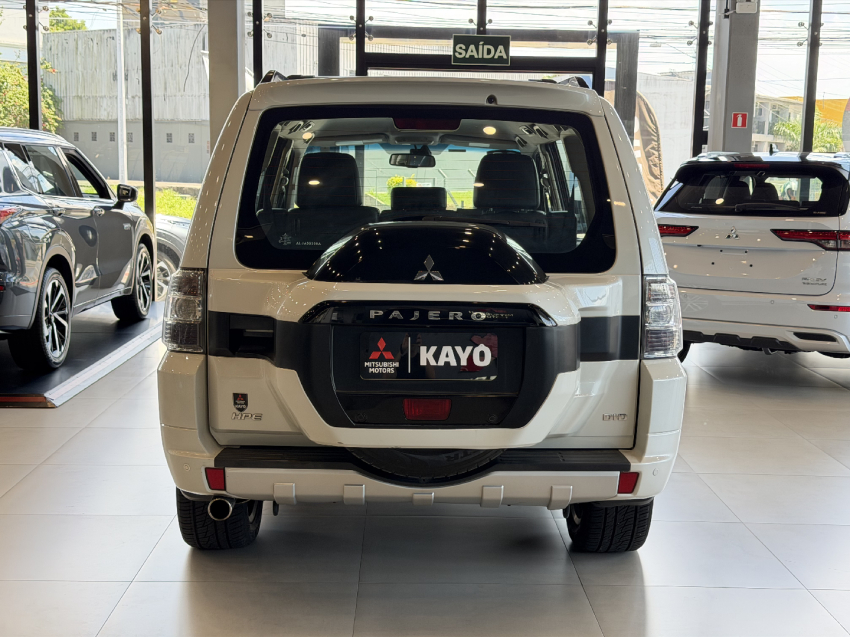 mitsubishi pajero full hpe - 202013