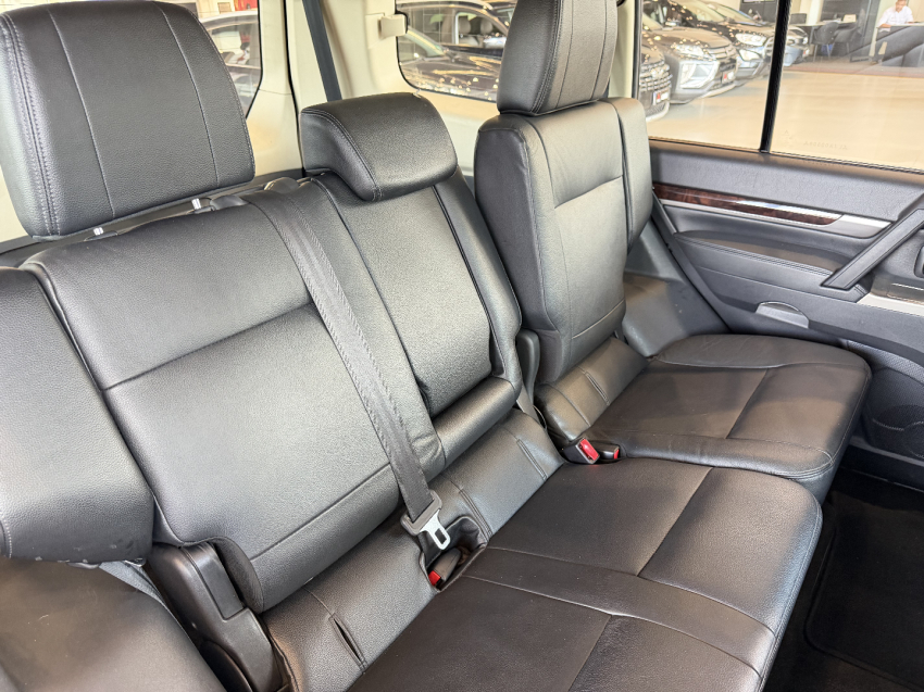 mitsubishi pajero full hpe - 20202