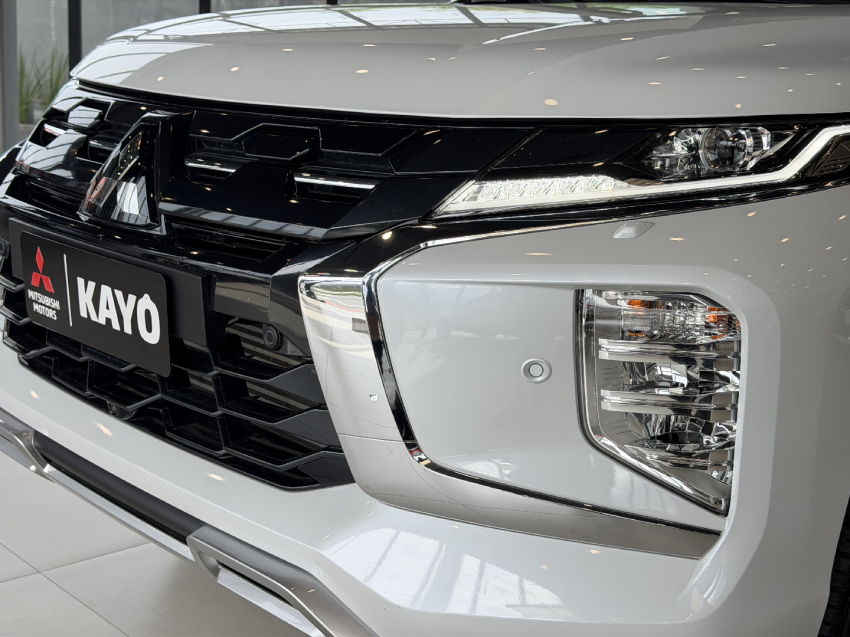 mitsubishi pajero sport legend - 202515