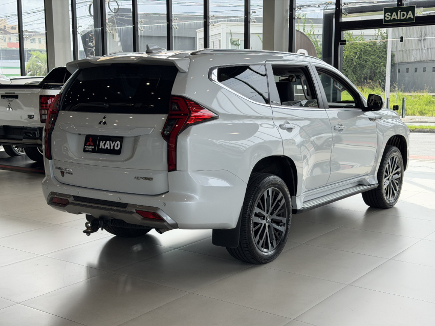 mitsubishi pajero sport legend - 202511