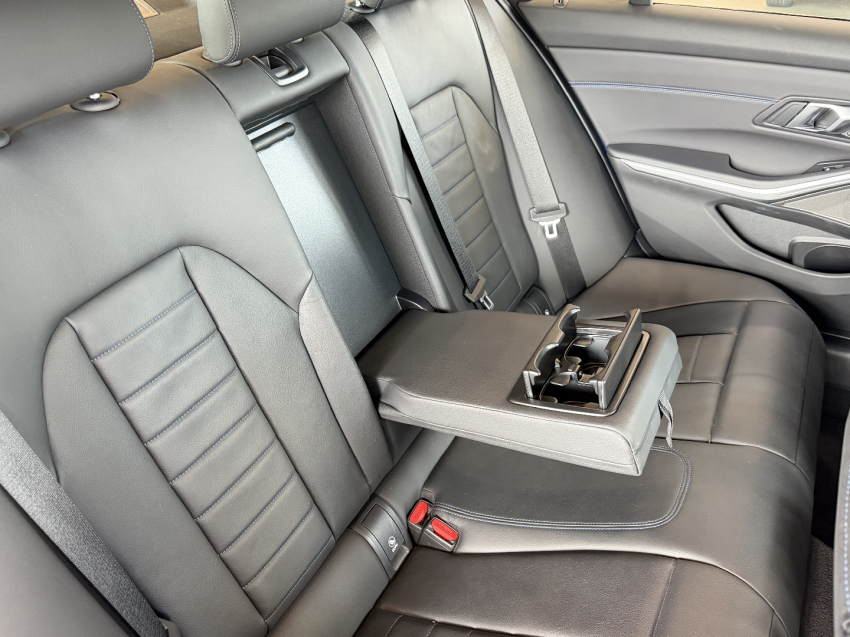 bmw 320i m sport - 20242