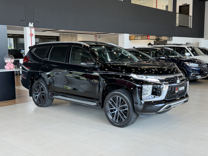 mitsubishi pajero sport legend - 2024