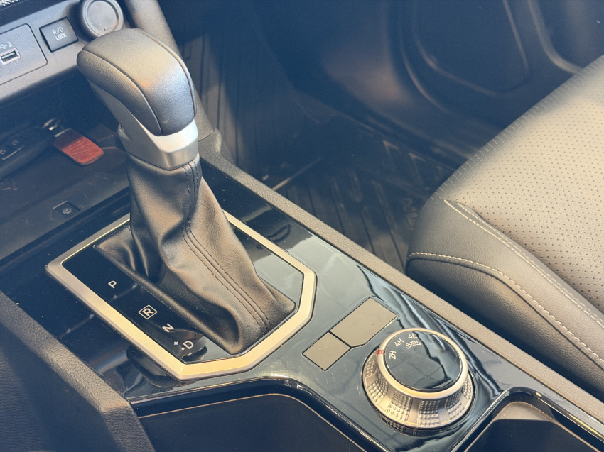 mitsubishi triton hpe - 20266