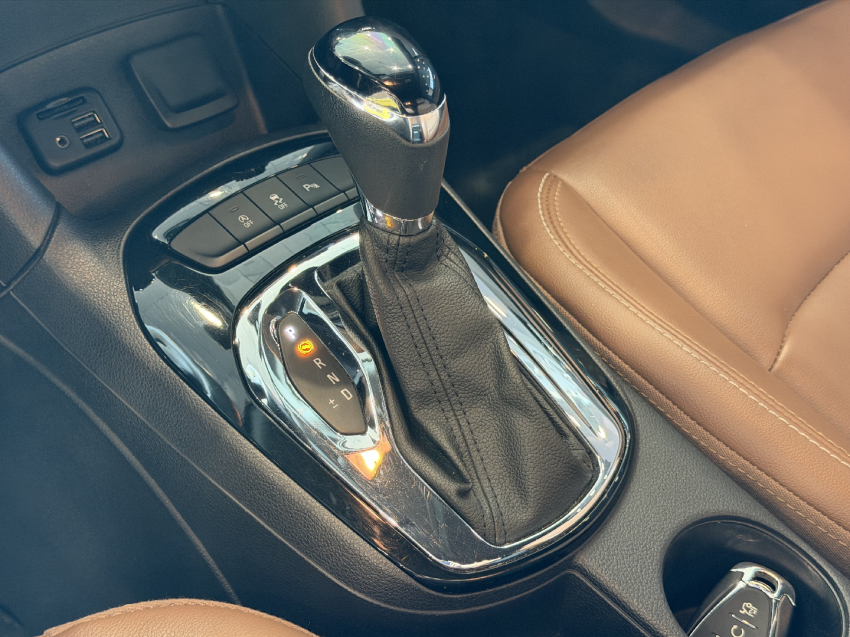 gm cruze premier at - 20203