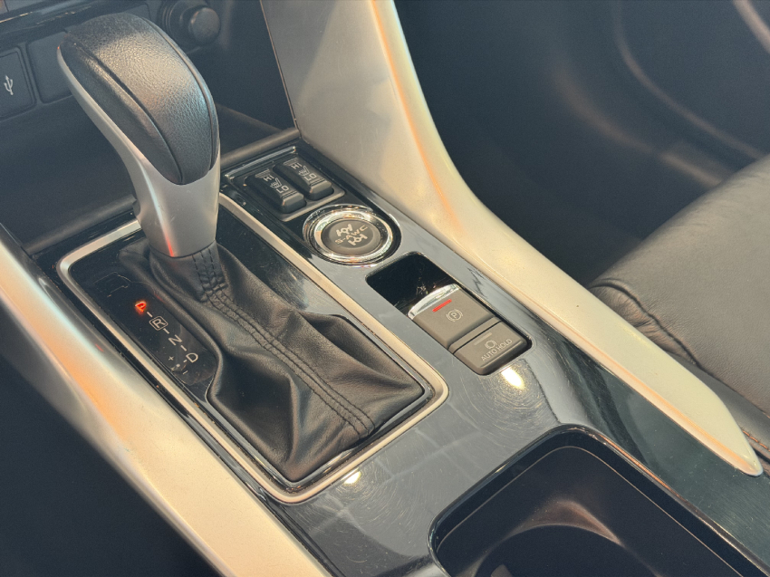 mitsubishi eclipse cross awc - 20197