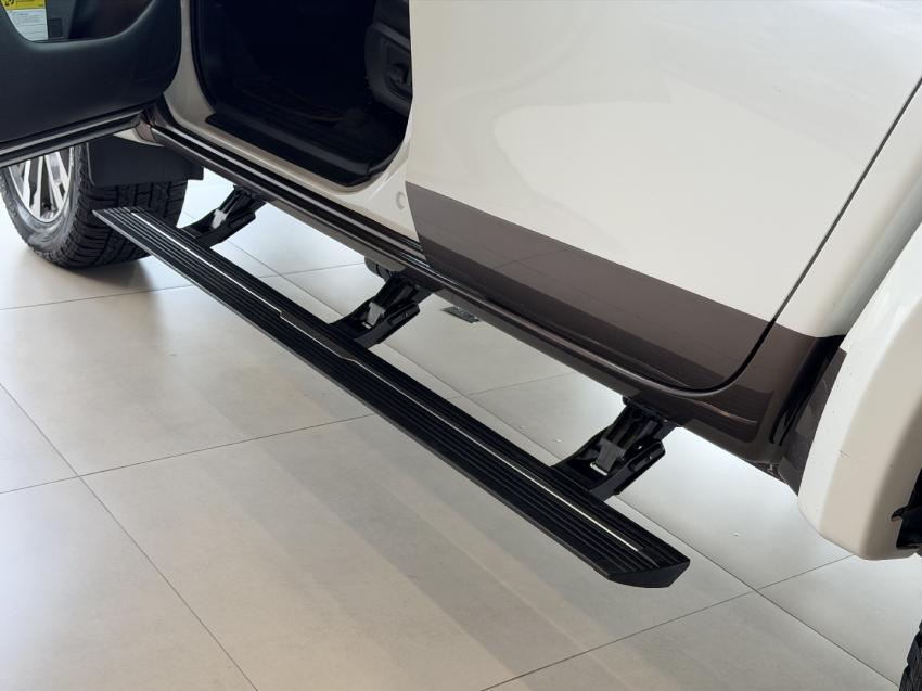 mitsubishi triton terra - 202510