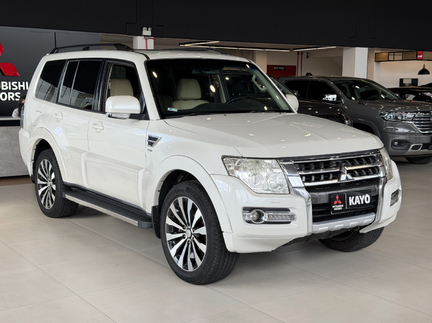 mitsubishi pajero full hpe - 2016