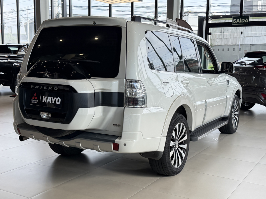 mitsubishi pajero full hpe - 201610