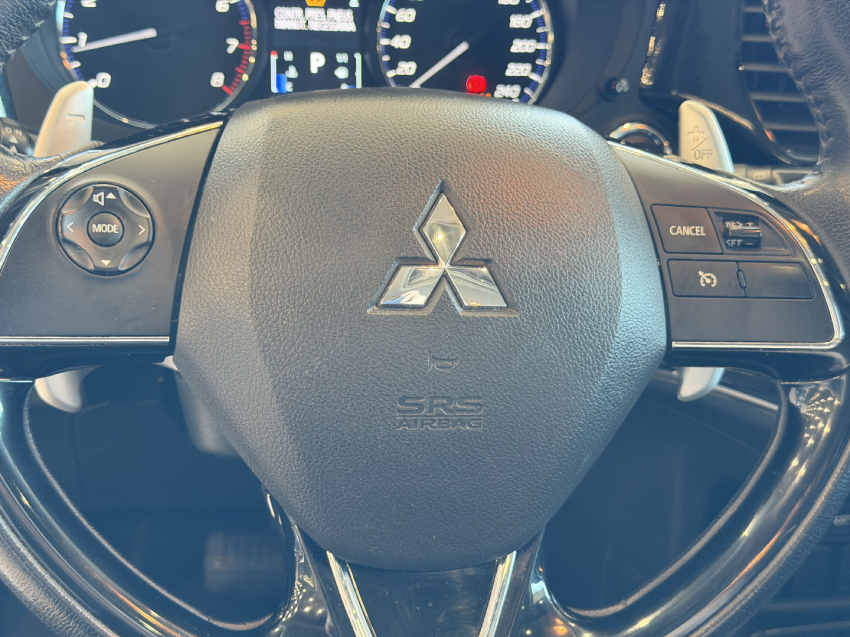 mitsubishi outlander 2.0 hpe 7l - 20208