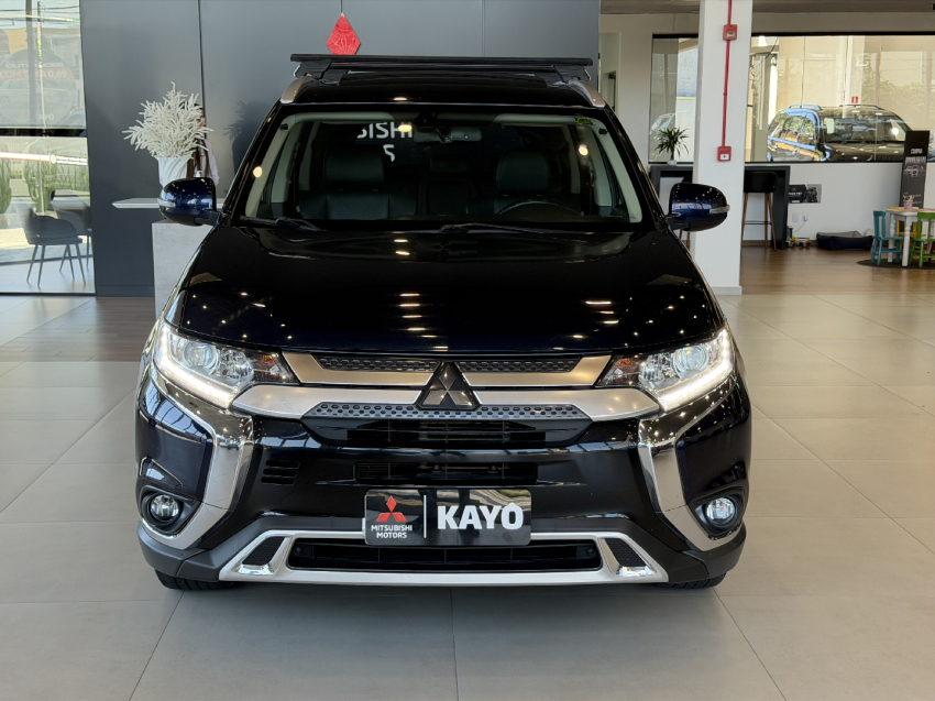 mitsubishi outlander 2.0 hpe 7l - 202013