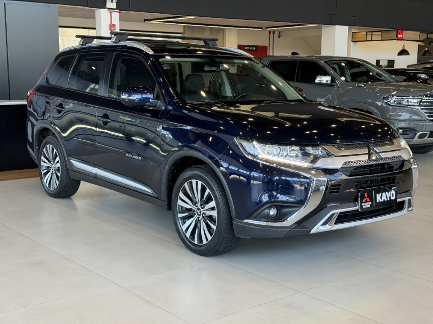 mitsubishi outlander 2.0 hpe 7l - 2020
