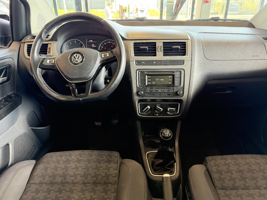 vw fox confortline 1.6 4p - 20163