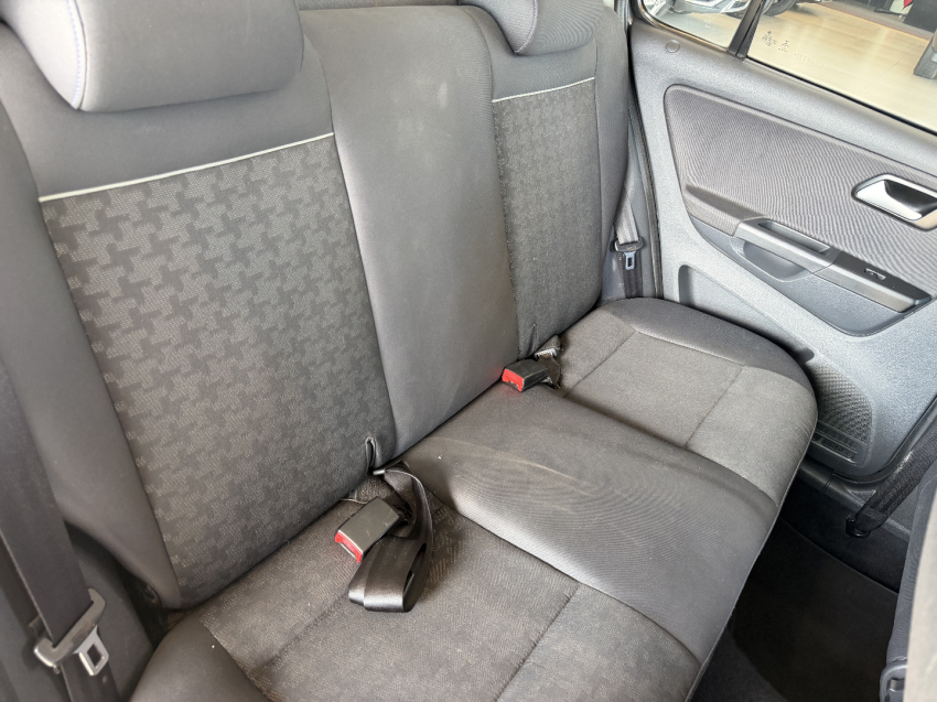 vw fox confortline 1.6 4p - 20162