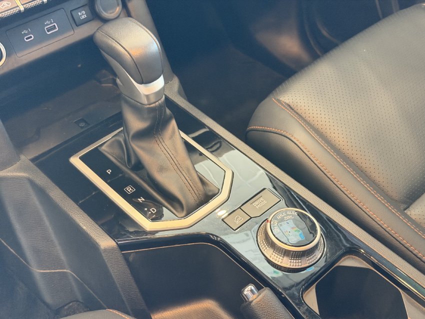 mitsubishi katana - 20264