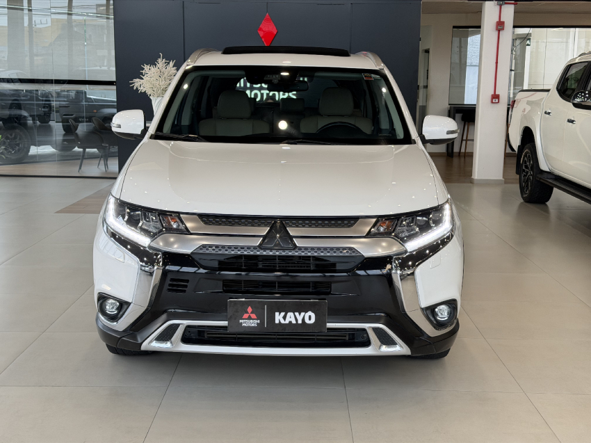 mitsubishi outlander 2.2 diesel - 201912