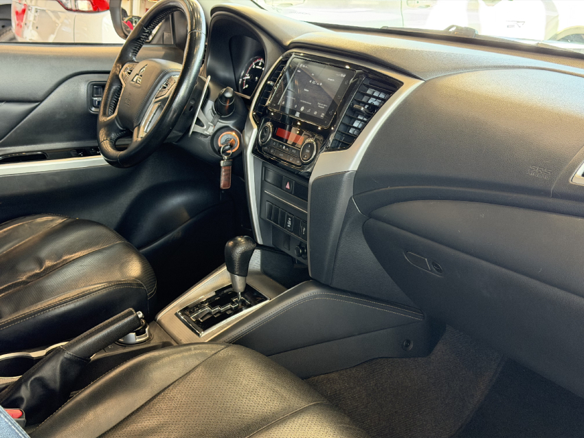 mitsubishi triton sport hpe - 20225