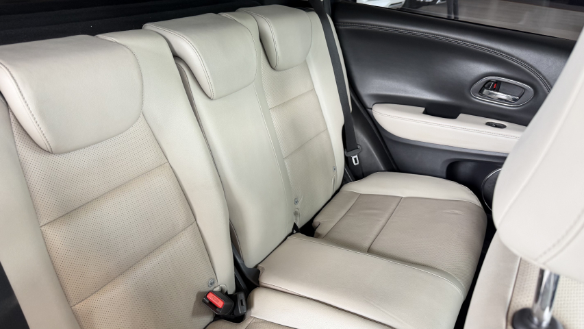 honda hr-v touring - 20212