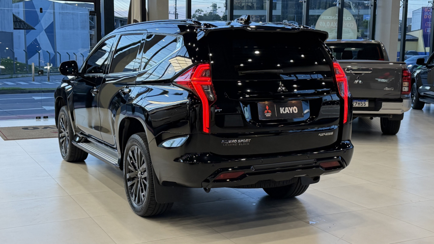 mitsubishi pajero sport legend black - 20251