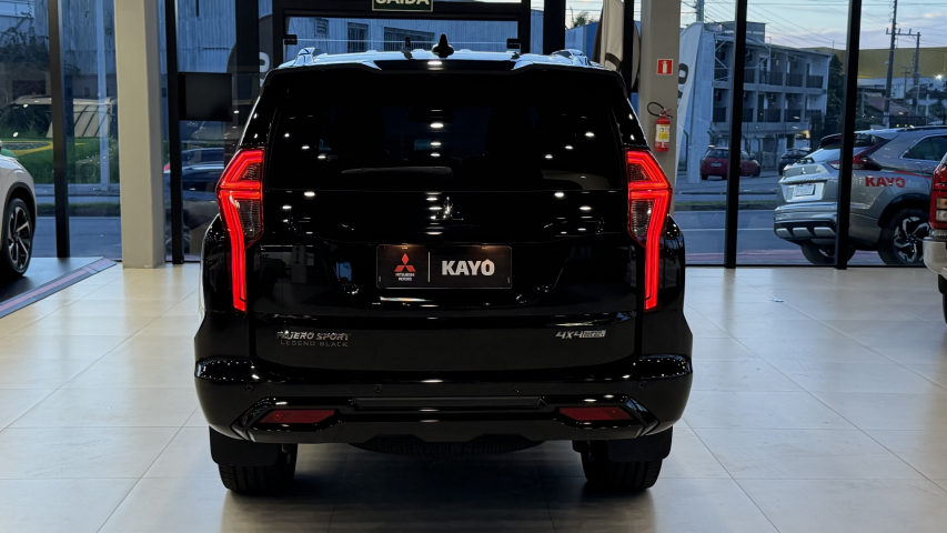 mitsubishi pajero sport legend black - 202512