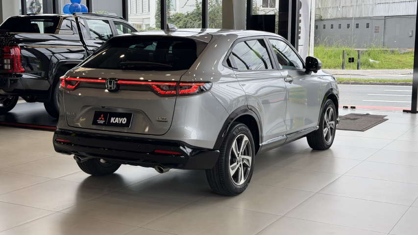 honda hr-v touring - 202310