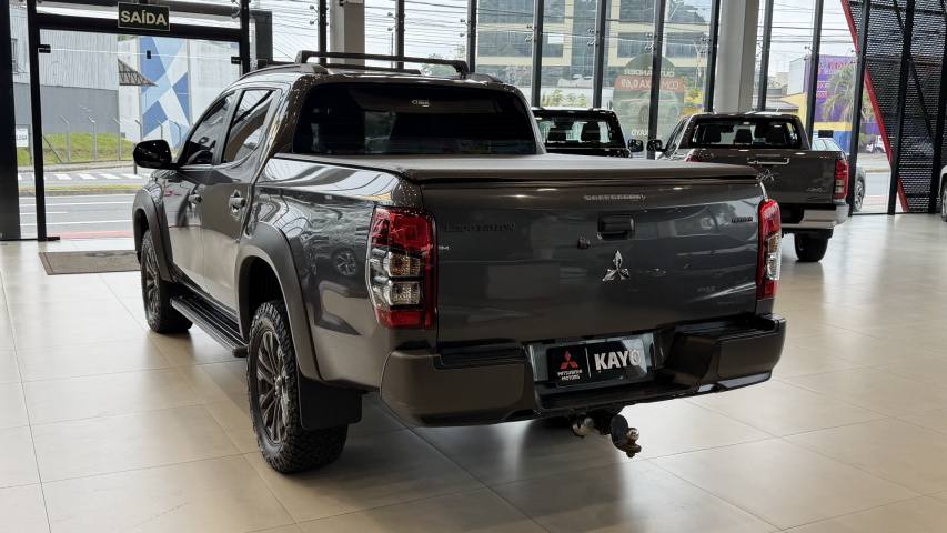 mitsubishi l200 triton sport out gls - 20251