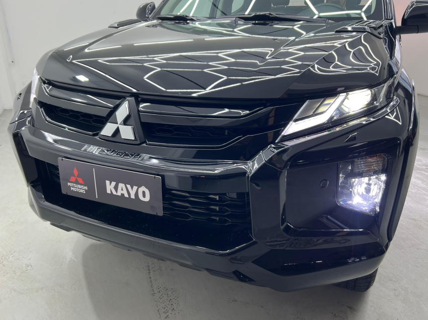 mitsubishi l200 triton 2.4 16v turbo diesel sport hpe-s urban cd 4p 4x4 automatico 20251