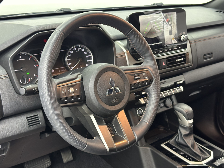 mitsubishi l200 triton 2.4 16v turbo diesel sport hpe-s urban cd 4p 4x4 automatico 20258