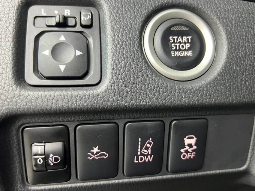 mitsubishi l200 triton 2.4 16v turbo diesel sport hpe-s urban cd 4p 4x4 automatico 202516