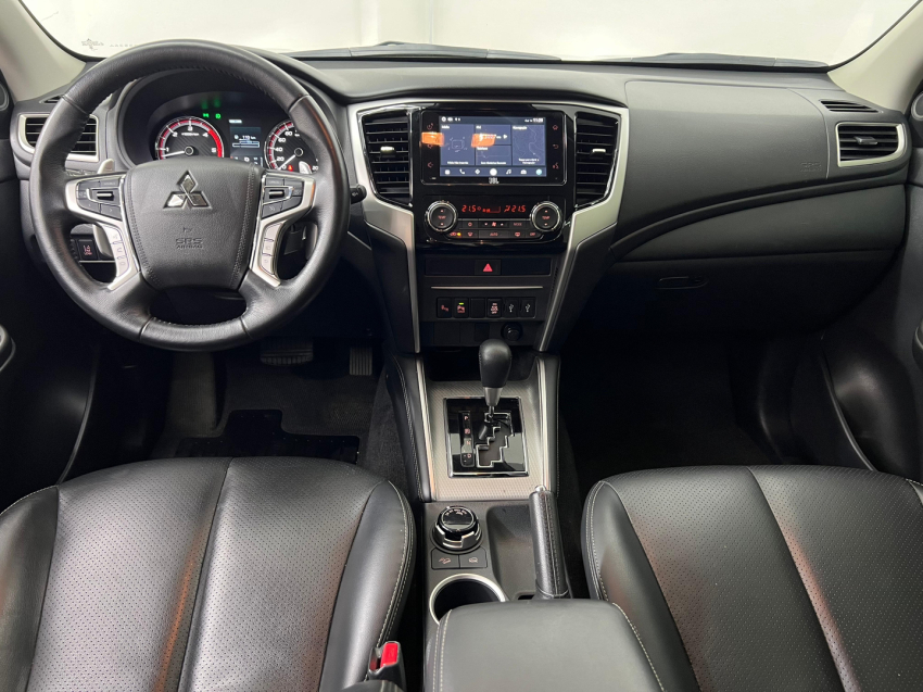 mitsubishi triton 2.4 biturbo diesel hpe-s 4x4 automatico 2.5 4p 20259