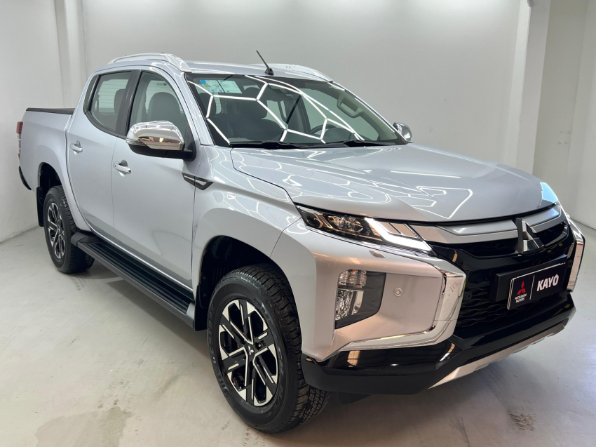 mitsubishi l200 triton 2.4 turbo diesel 4x4 at sport hpe-s 4p automatico 2024
