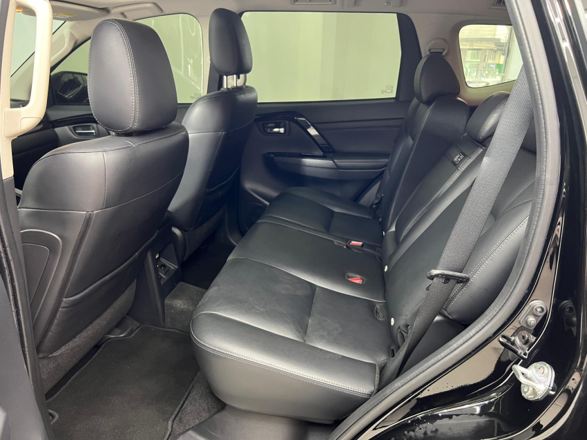 mitsubishi pajero sport 2.4 16v mivec turbo diesel legend awd automatico 3.2 4p 202415